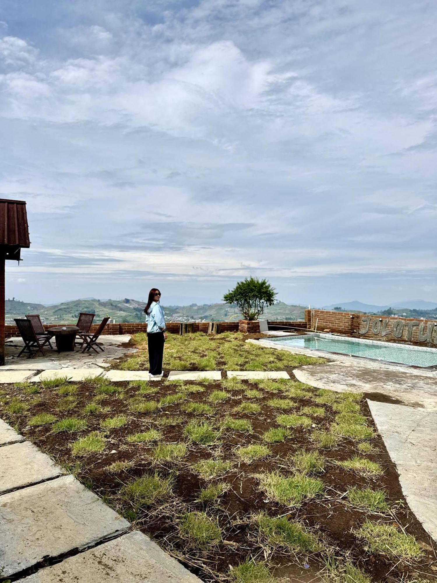 Jolotundo Lodge Banjarnegara エクステリア 写真