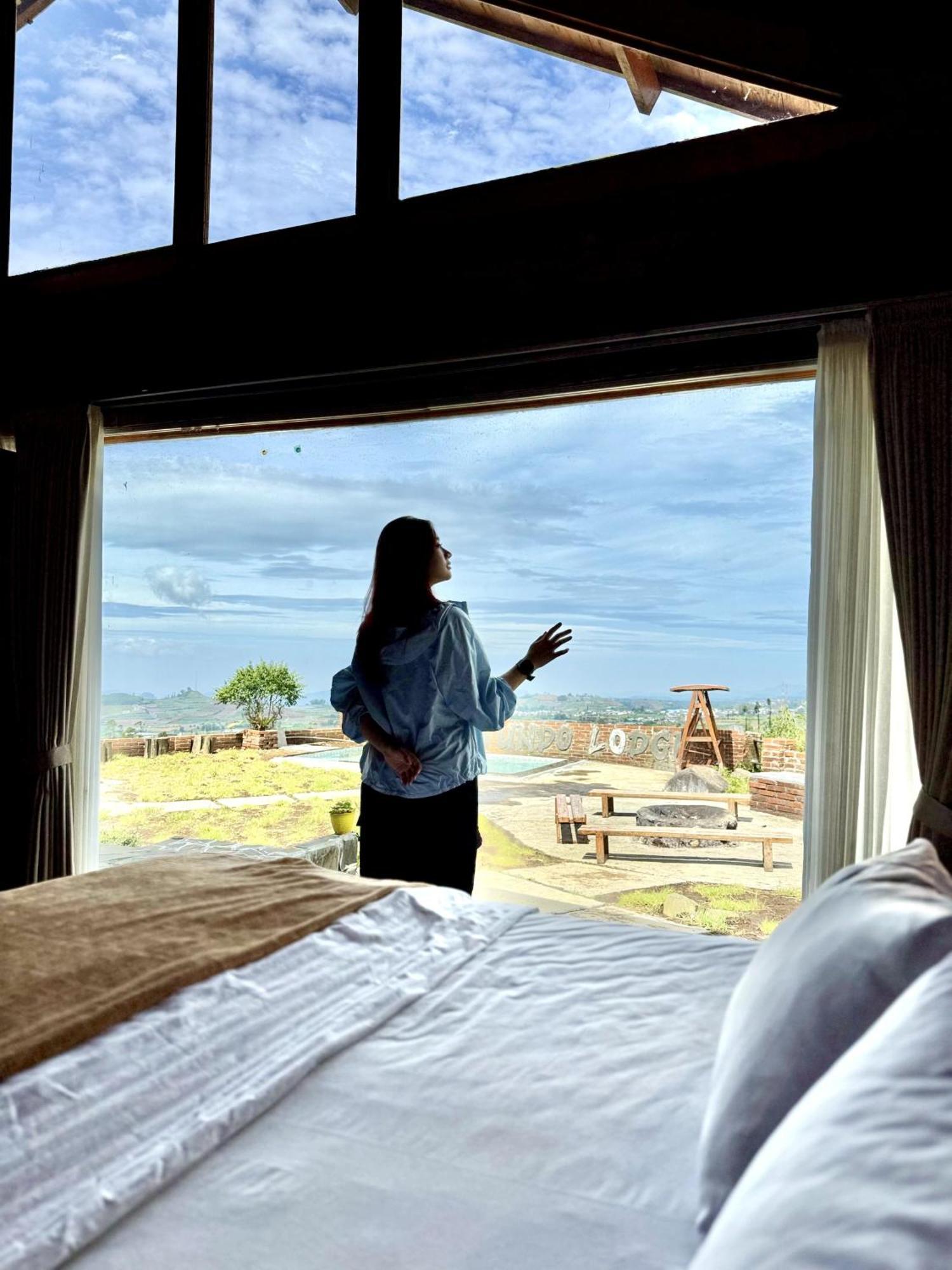 Jolotundo Lodge Banjarnegara エクステリア 写真